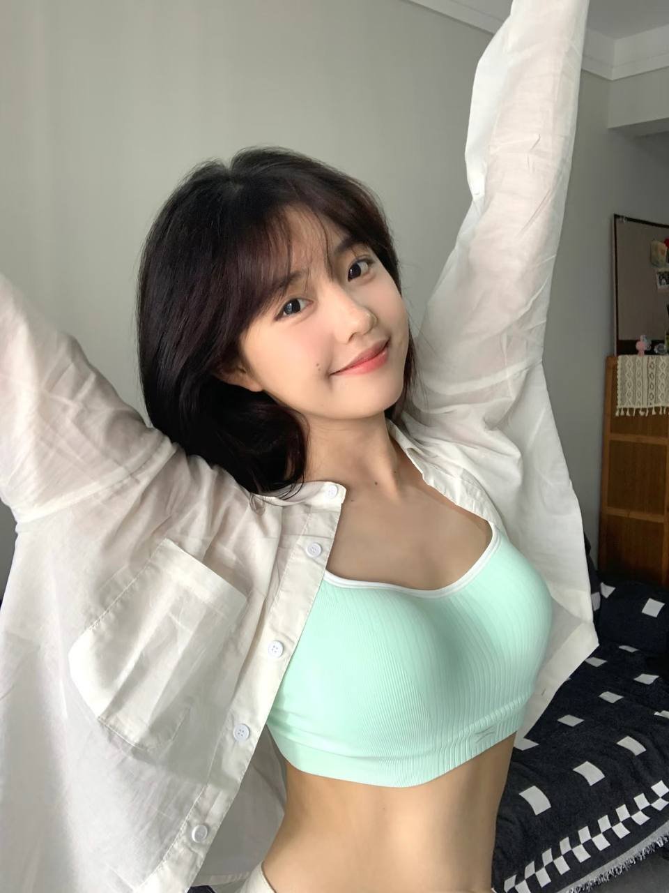 包养女导游生活