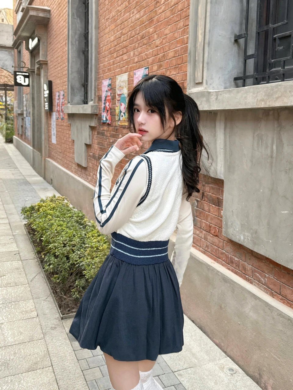 贵港包养女大学生 贵港包养女大学生